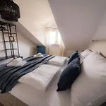 Come4stay - Zentrale Lage - Balkon By Interhome شقة التوتينغ