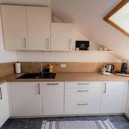 Come4stay - Zentrale Lage - Balkon By Interhome *